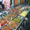 ミャンマー・ヤンゴン市内で出会った屋台：ぶっかけ飯