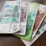 日本円からロシアのお金、ルーブルへの両替はどうする?