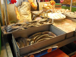 ミンブリの市場：魚屋（淡水魚）