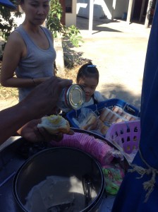 タイの田舎の移動アイスクリーム屋さん